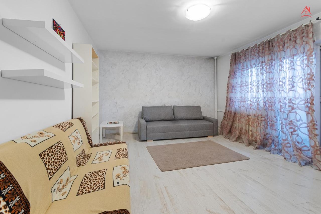 Dristor Large And Cozy Apartment บูคาเรสต์ ภายนอก รูปภาพ